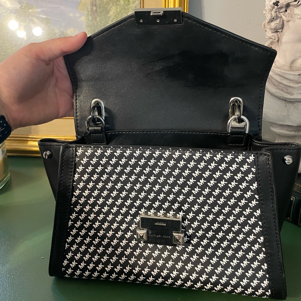 Michael Kors Bag - Picture 3 of 4